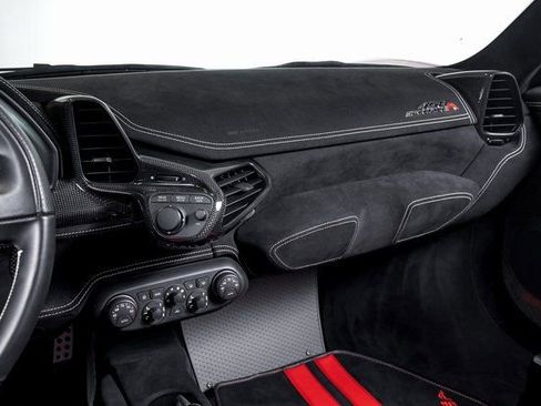 Certified 2015 Ferrari 458 Speciale A image 34