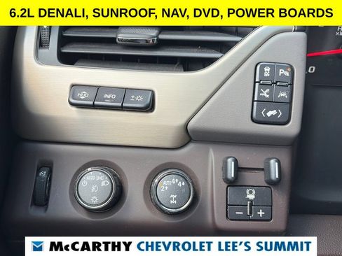Used 2018 GMC Yukon Denali w/ Denali Ultimate Package AWD/4WD image 12