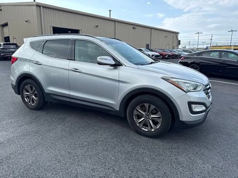 Used 2015 Hyundai Santa Fe Sport w/ Option Group 04 AWD/4WD image 9