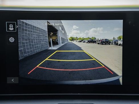 Used 2025 Kia K4 EX image 38