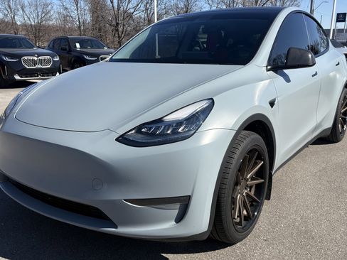 Used 2023 Tesla Model Y Long Range image 5