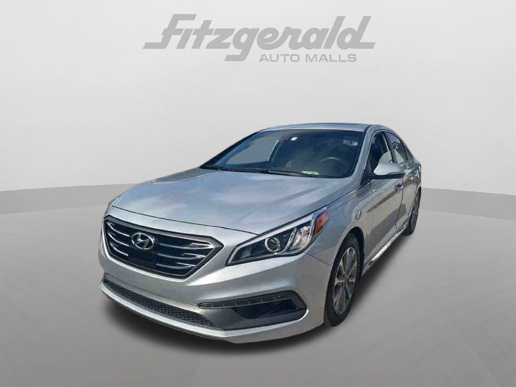 Used 2017 Hyundai Sonata Limited w/ Ultimate Package 04 FWD image 2