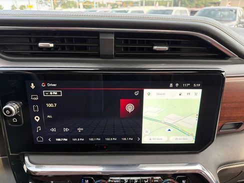 Used 2025 GMC Sierra 1500 Denali Ultimate AWD/4WD image 32