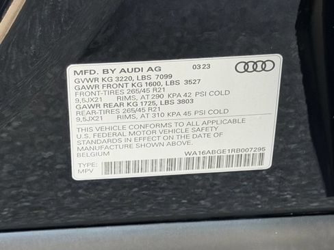 Used 2024 Audi Q8 e-tron Prestige w/ Prestige Package AWD/4WD image 30