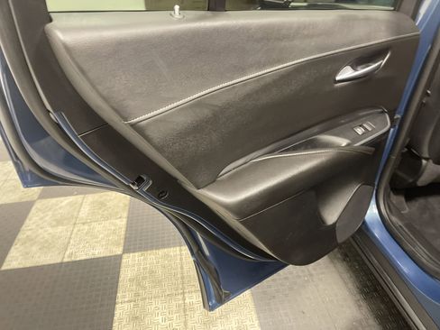 Used 2025 Cadillac XT4 Premium Luxury image 15