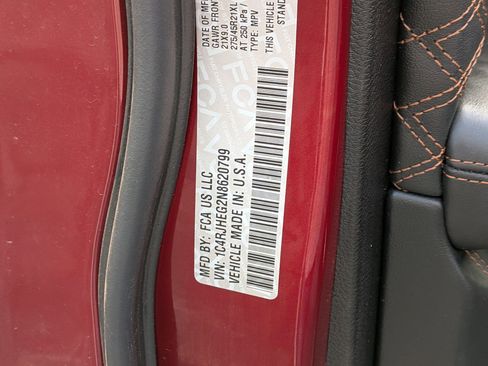 Used 2022 Jeep Grand Cherokee Summit image 37