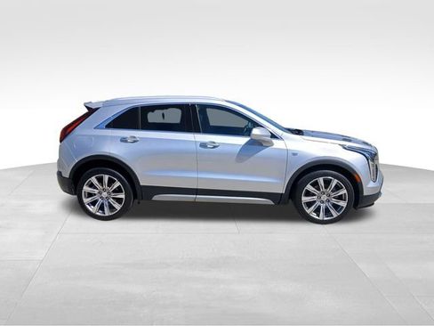 Used 2020 Cadillac XT4 Premium Luxury AWD/4WD image 6