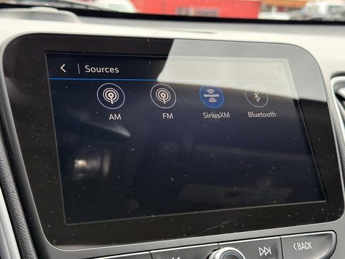 Used 2024 Chevrolet Malibu LT FWD image 16