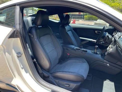 Used 2020 Ford Mustang Shelby GT350 w/ Technology Package image 10