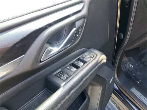 Used 2021 GMC Yukon Denali w/ LPO, Illumination Package image 11