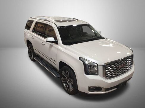 Used 2019 GMC Yukon Denali w/ Denali Ultimate Package AWD/4WD image 3