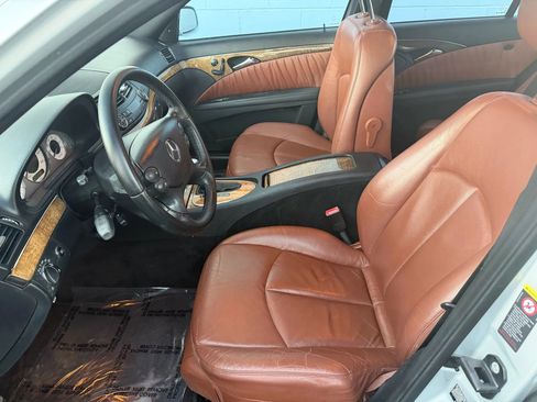 Used 2007 Mercedes-Benz E 350 Sedan image 9