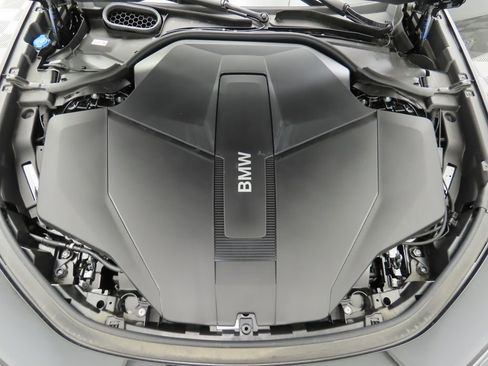 New 2026 BMW i7 xDrive60 image 28