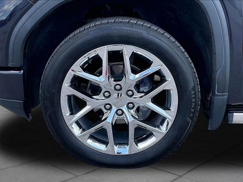 Used 2023 GMC Sierra 1500 Denali RWD image 11