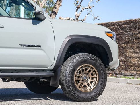 Used 2023 Toyota Tacoma Trail Edition w/ Trail Edition image 12