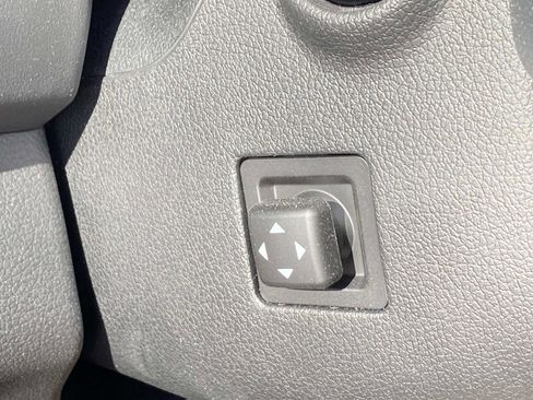 Used 2025 Genesis G70 3.3T Advanced w/ Sport Prestige Package image 28