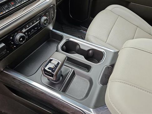 Used 2023 Chevrolet Silverado 1500 LTZ w/ Z71 Off-Road Package image 20