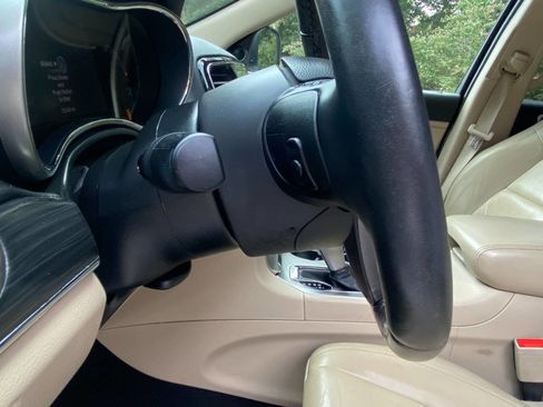 Used 2019 Jeep Grand Cherokee Limited RWD image 19