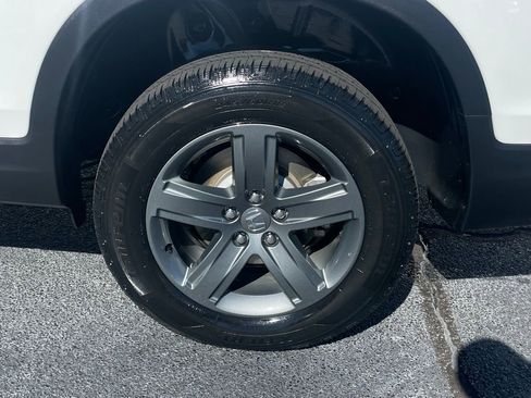 Certified 2022 Honda Ridgeline RTL-E image 42