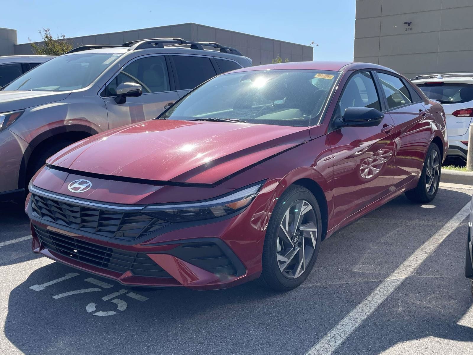 Certified 2025 Hyundai Elantra Sport FWD image 2