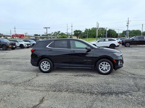 Used 2024 Chevrolet Equinox LT FWD image 12