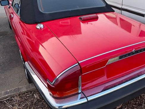 Used 1990 Jaguar XJS V12 Convertible RWD image 9