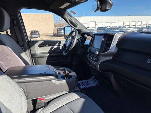 Used 2023 RAM 2500 Big Horn w/ Level 1 Equipment Group image 15