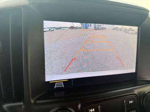 Used 2020 GMC Terrain SLT FWD image 18