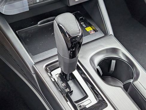 New 2026 Subaru Outback Limited AWD/4WD image 13