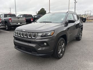 Used 2022 Jeep Compass Latitude w/ Sun and Sound Group video 2