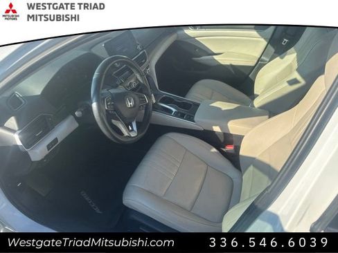 Used 2022 Honda Accord EX-L image 5