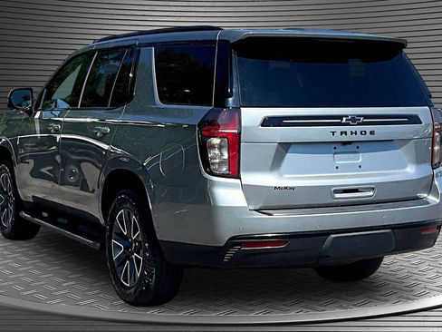 Used 2023 Chevrolet Tahoe Z71 w/ Luxury Package AWD/4WD image 4