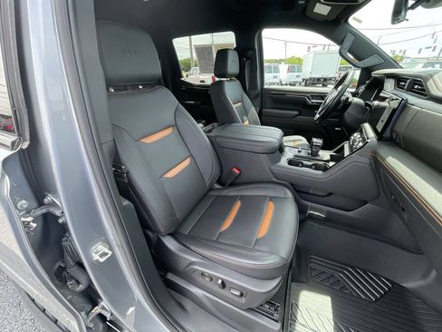 Certified 2024 GMC Sierra 1500 AT4 w/ Technology Package AWD/4WD image 29