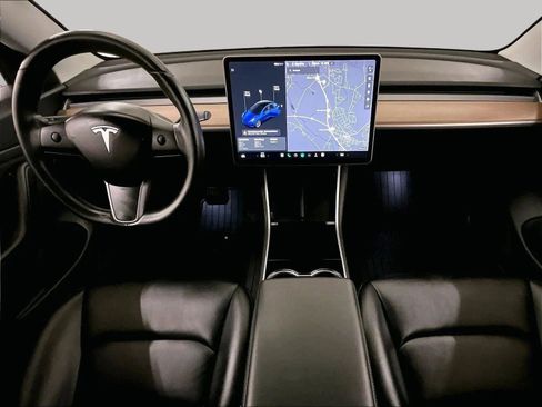 Used 2018 Tesla Model 3 Performance image 14