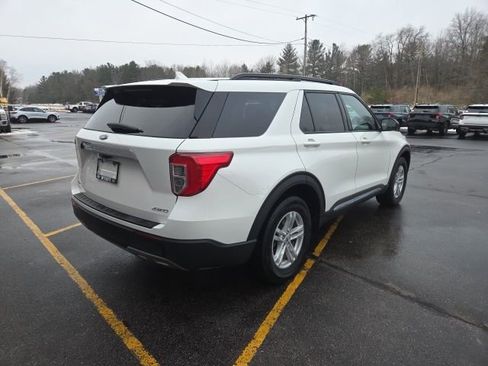 Used 2023 Ford Explorer XLT w/ Equipment Group 202A image 6