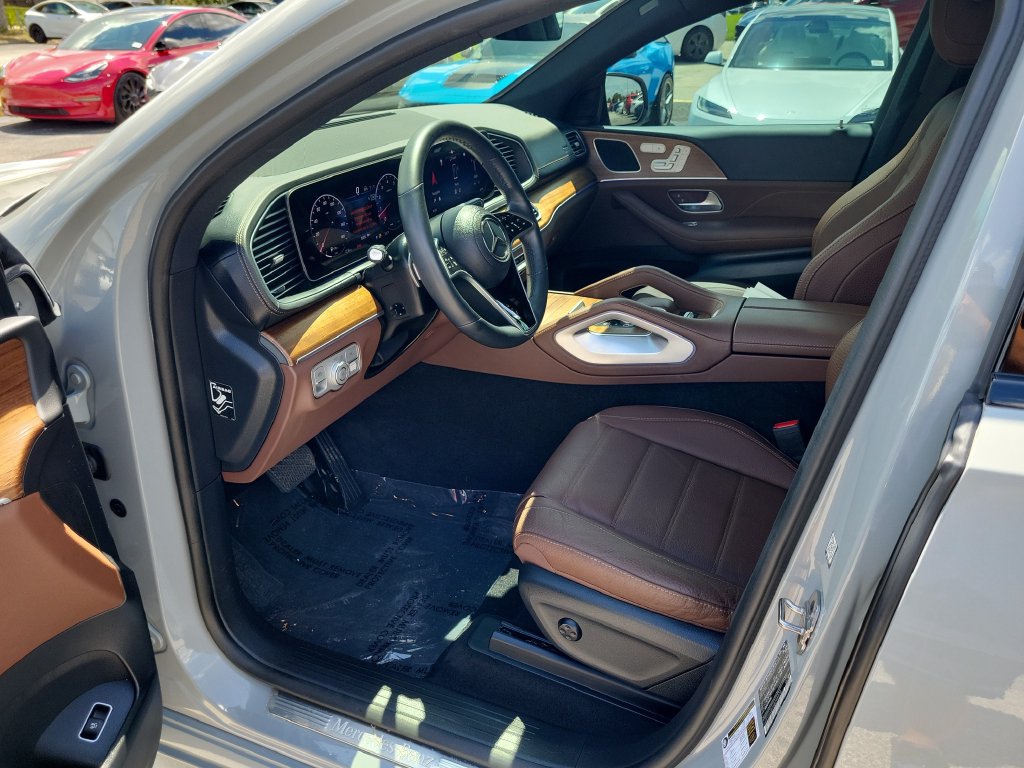 Used 2025 Mercedes-Benz GLE 450 4MATIC Coupe image 17