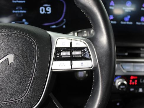 Used 2023 Kia Telluride S image 8