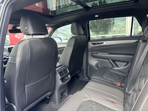 New 2026 Volkswagen Atlas Cross Sport SE image 18