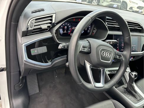 Used 2021 Audi Q3 2.0T Premium image 10