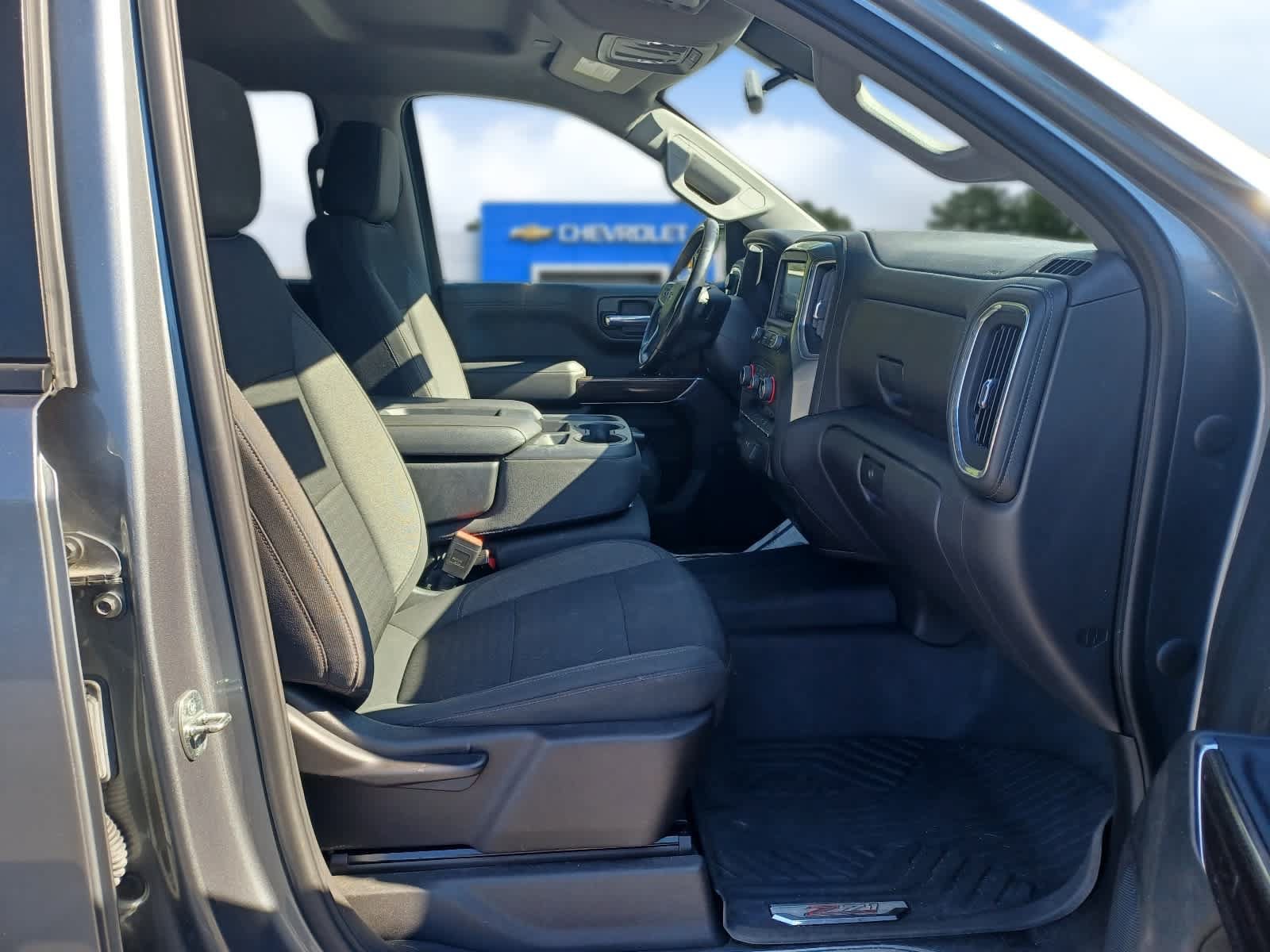 Used 2021 Chevrolet Silverado 1500 RST AWD/4WD image 20
