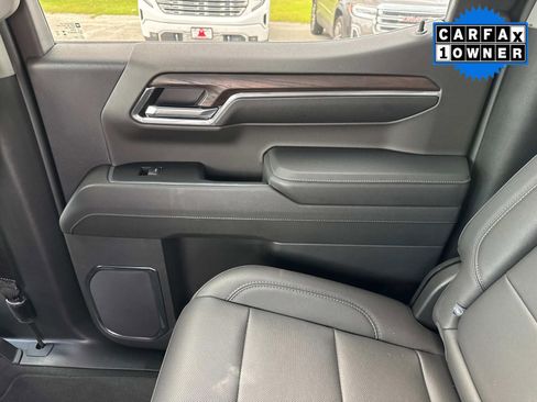 Certified 2024 GMC Sierra 1500 SLT w/ SLT Premium Package image 19