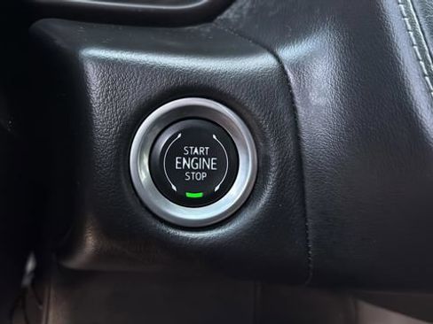Used 2024 Chevrolet Tahoe LT AWD/4WD image 28
