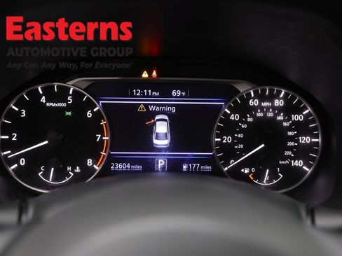Used 2023 Nissan Altima 2.5 SV FWD image 18