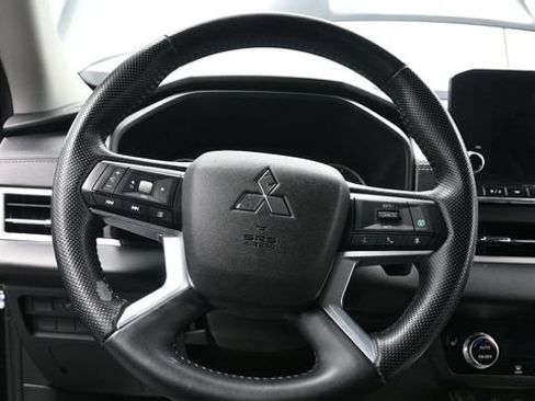 Used 2022 Mitsubishi Outlander SE AWD/4WD image 22