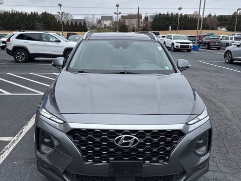 Used 2020 Hyundai Santa Fe SEL w/ Convenience + Premium Package image 9