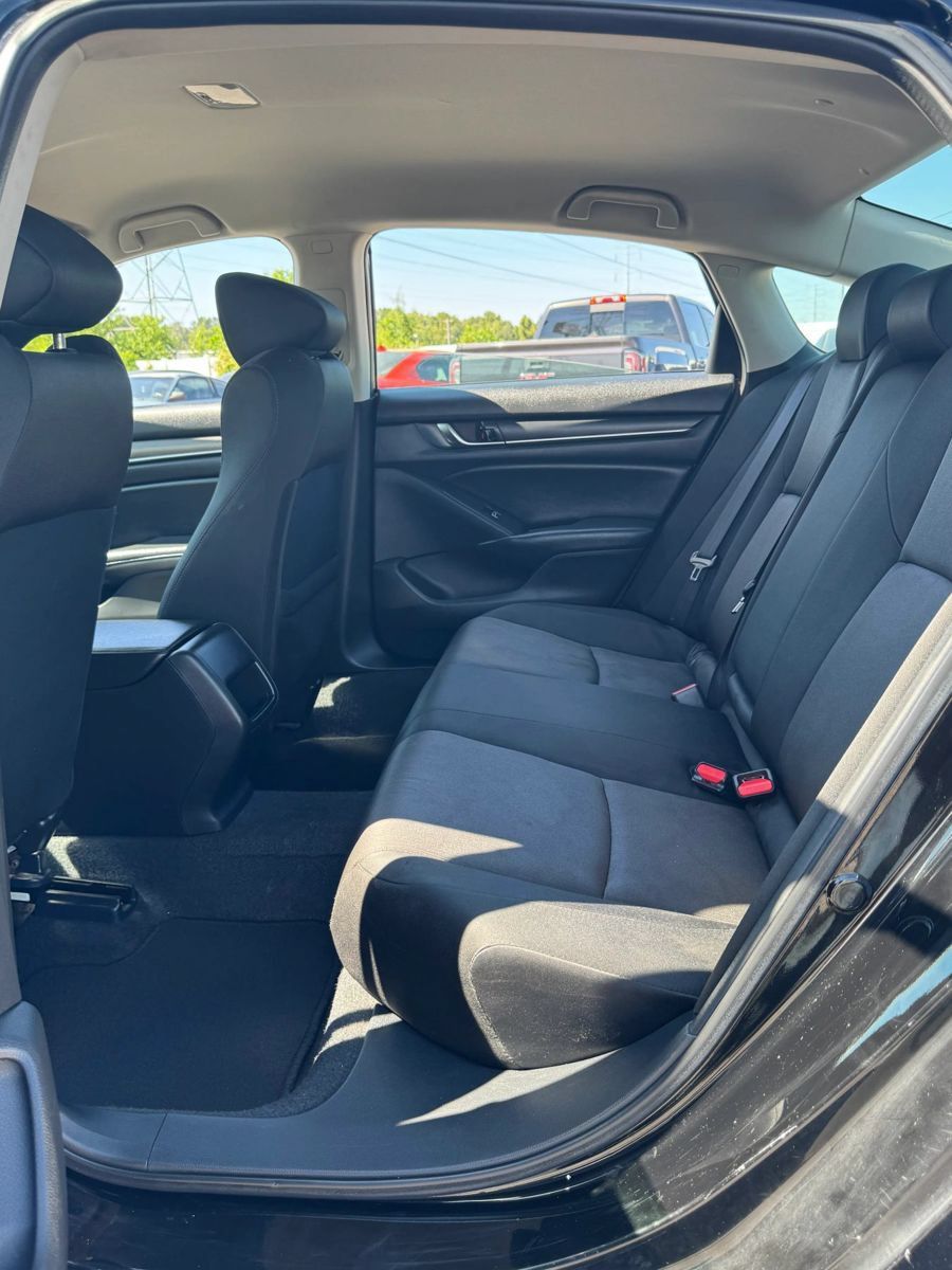 Used 2022 Honda Accord LX image 9