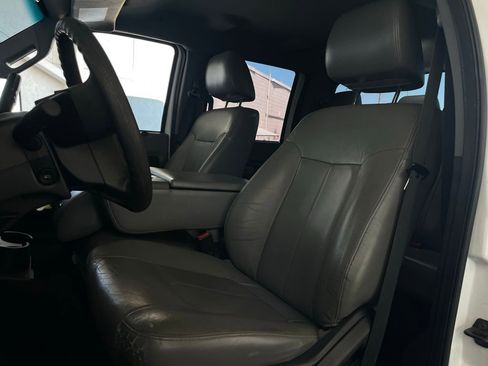 Used 2011 Ford F250 XLT w/ XLT Premium Pkg image 13