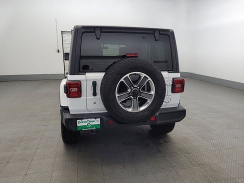 Used 2018 Jeep Wrangler Unlimited Sahara w/ Cold Weather Group image 6
