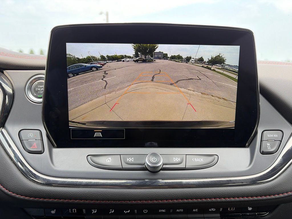 Used 2025 Chevrolet Blazer RS FWD image 16