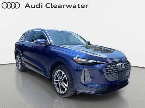 Used 2025 Audi Q5 Premium w/ Convenience Package AWD/4WD image 6
